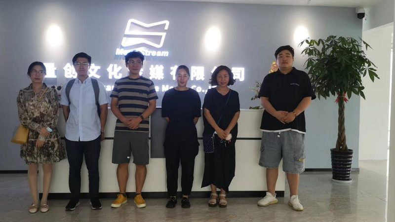 美食短视频的内容策划至关重要。一个成功的美食短视频脚本，需要具备以下特点：